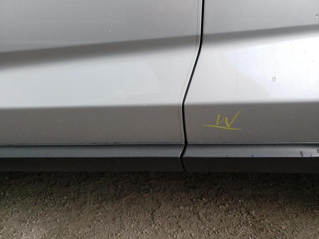 JTJYARBZ3K2122856 - 2019 LEXUS NX 300 BAS 银色 照片 9