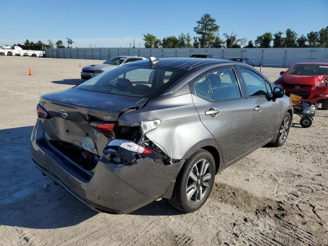 3N1CN8EV2LL895079 - 2020 NISSAN VERSA SV GRAY photo 4