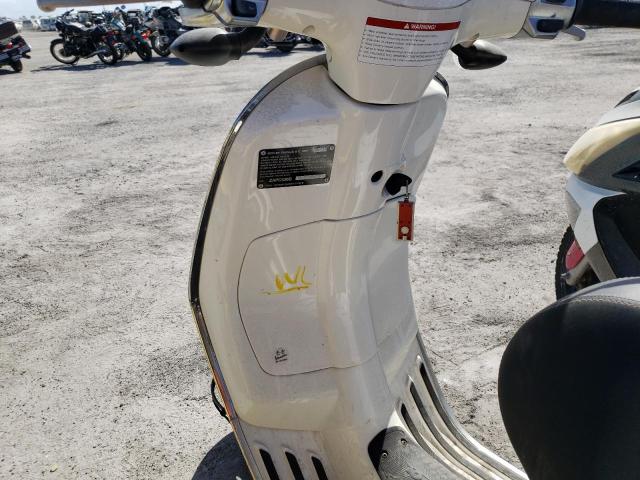 ZAPC536B0F5200525 - 2015 VESPA PRIMAVERA WHITE photo 10