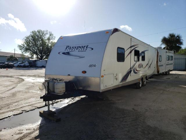 4YDT30027AT412659 - 2010 KEYSTONE PASSPORT WHITE photo 2