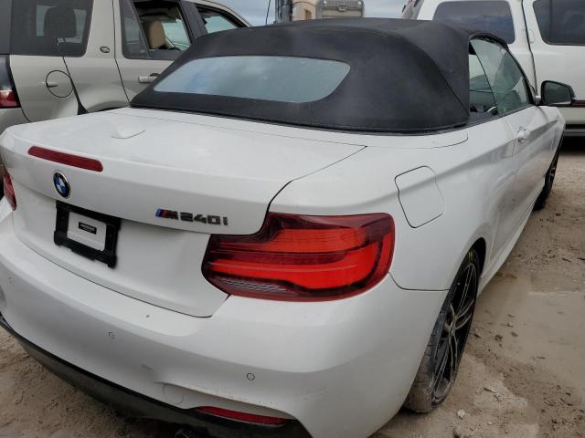 WBA2N1C05L7E81063 - 2020 BMW M240I WHITE photo 4