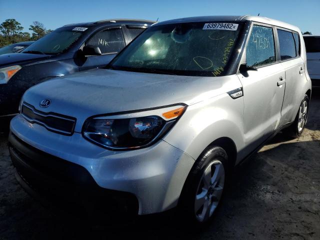 KNDJN2A26J7614416 - 2018 KIA SOUL SILVER photo 2