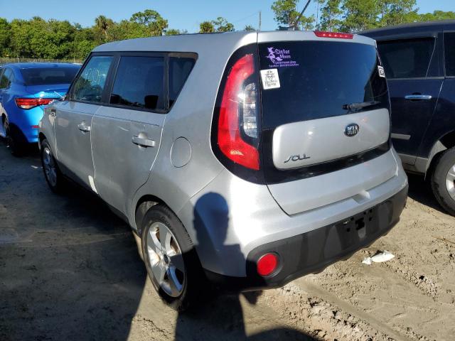 KNDJN2A26J7614416 - 2018 KIA SOUL SILVER photo 3