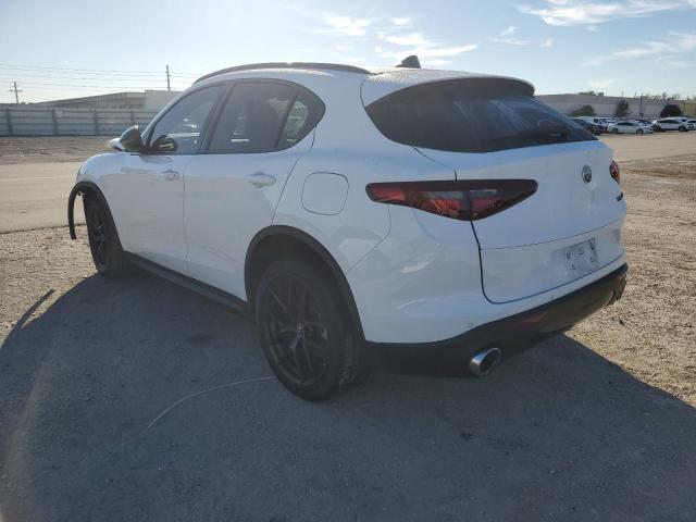 ZASPAJAN5M7D00911 - 2021 ALFA ROMEO STELVIO SP WHITE photo 3