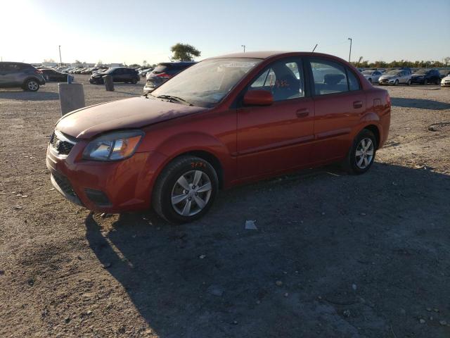 KNADH4A38B6955409 - 2011 KIA RIO BASE RED photo 2