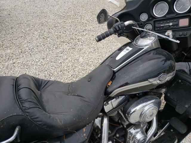 1HD1FCW193Y632035 - 2003 HARLEY-DAVIDSON FLHTCUI 黑色 照片 5