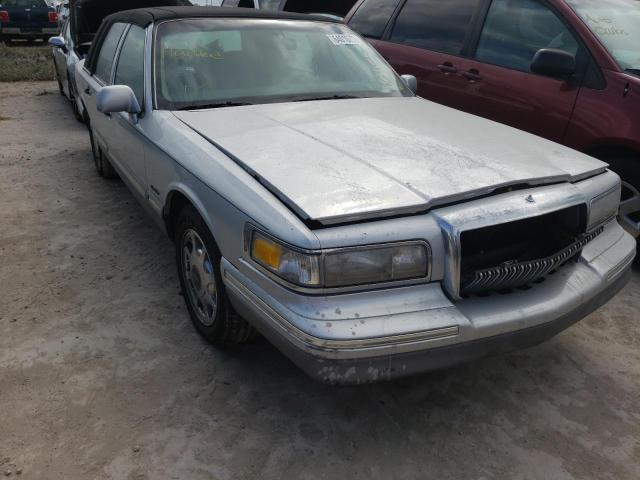 1LNLM82WXVY700095 - 1997 LINCOLN TOWN CAR S SILVER photo 1