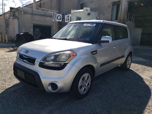 KNDJT2A59C7406971 - 2012 KIA SOUL SILVER photo 2