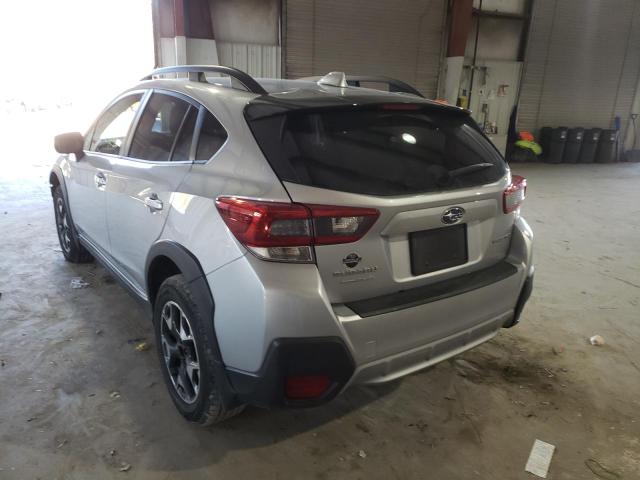 JF2GTAEC7LH262832 - 2020 SUBARU CROSSTREK SILVER photo 3