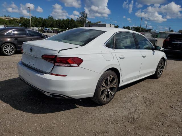 1VWSA7A32NC000351 - 2022 VOLKSWAGEN PASSAT SE WHITE photo 4