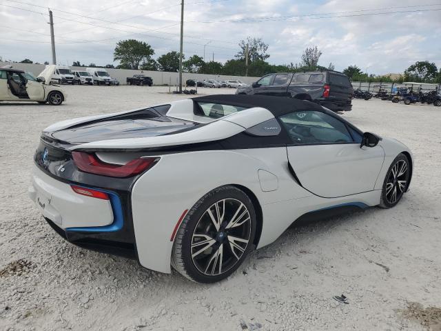 WBY2Z6C55KVG98153 - 2019 BMW I8 Beyaz fotoğraf 4
