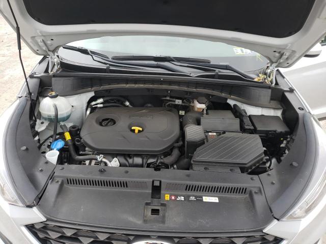 KM8J2CA40KU917271 - 2019 HYUNDAI TUCSON SE SILVER photo 7