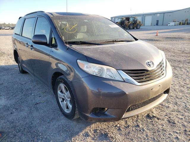 5TDKK3DC6DS366315 - 2013 TOYOTA SIENNA LE GRAY photo 1