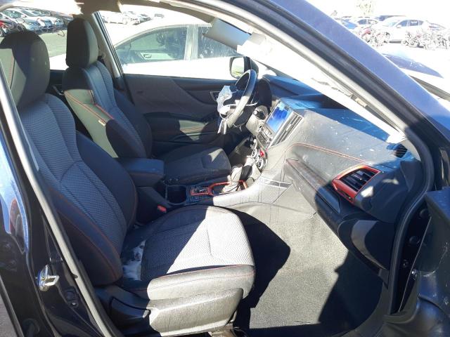 JF2SKARCXMH447630 - 2021 SUBARU FORESTER S BLACK photo 5