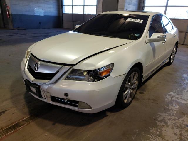 JH4KB2F60AC001884 - 2010 ACURA RL WHITE photo 2