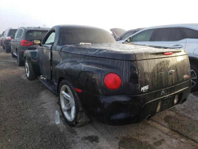 1GCES14P64B106704 - 2004 CHEVROLET SSR 黑色 照片 3