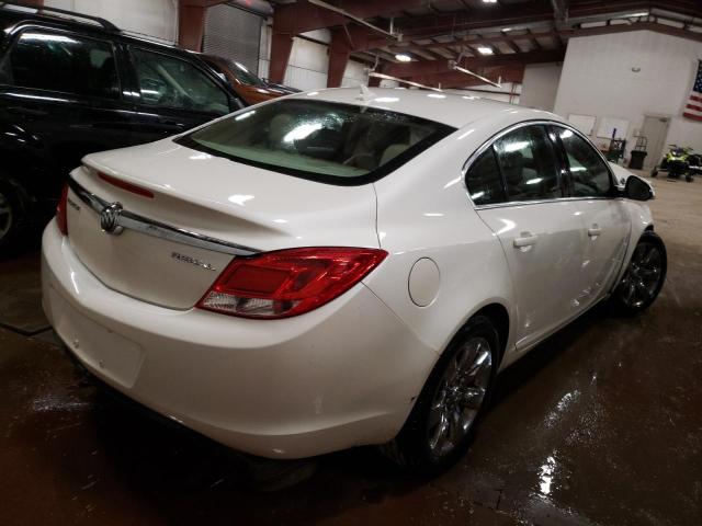 2G4GR5EK5C9155029 - 2012 BUICK REGAL WHITE photo 4