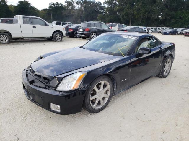 1G6YV36A565603949 - 2006 CADILLAC XLR BLACK photo 2