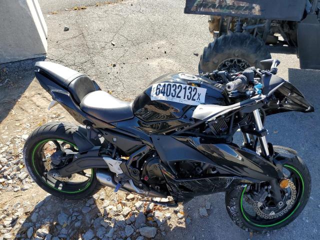 JKAEXEJ10KDA03740 - 2019 KAWASAKI EX650 J შავი ფოტო 5