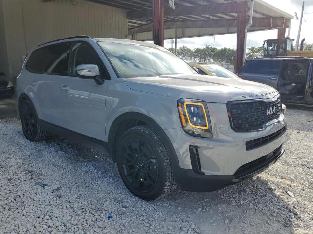 5XYP3DHCXNG320584 - 2022 KIA TELLURIDE SILVER photo 1