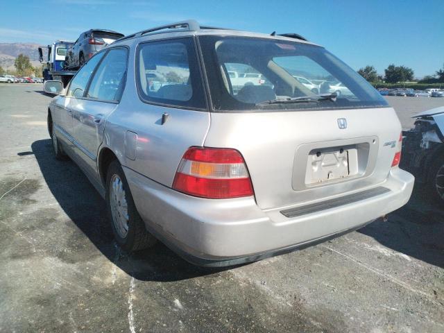 1HGCE1896VA009375 - 1997 HONDA ACCORD BEIGE photo 3