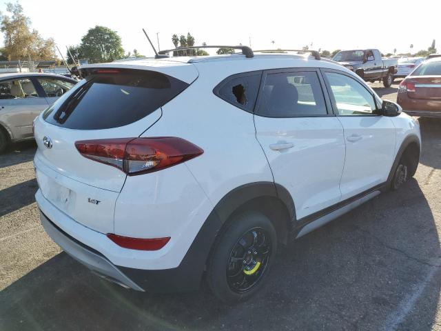 KM8J33A21HU419522 - 2017 HYUNDAI TUCSON LIM WHITE photo 4