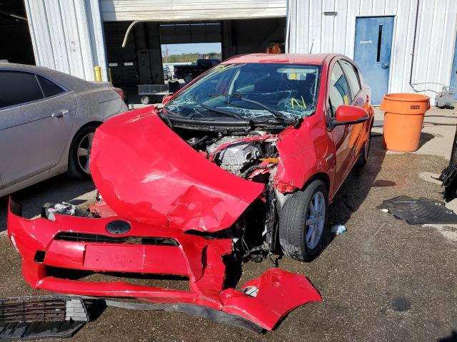 JTDKDTB38E1077027 - 2014 TOYOTA PRIUS C RED photo 2