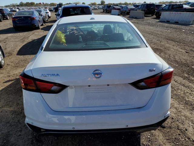 1N4BL4CVXMN402735 - 2021 NISSAN ALTIMA SR WHITE photo 6