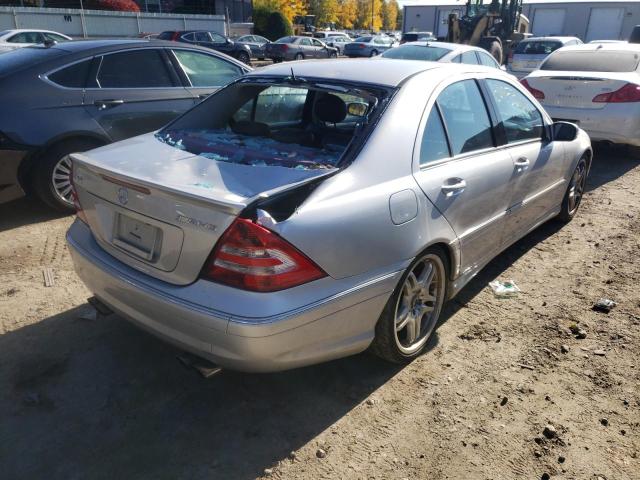 WDBRF76J55F574210 - 2005 MERCEDES-BENZ C 55 AMG GRAY photo 4