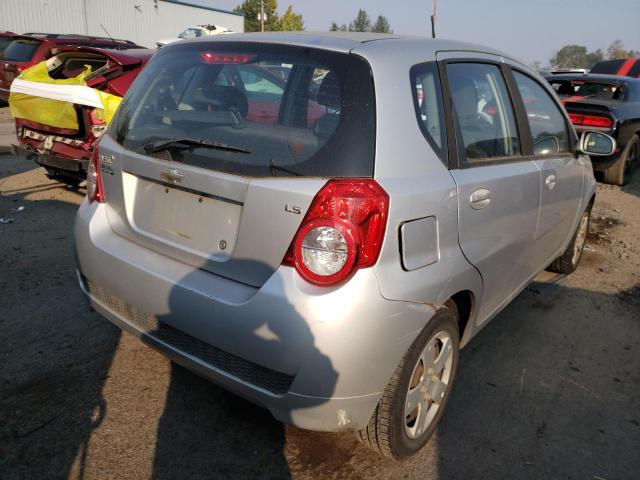 KL1TD66E89B338097 - 2009 CHEVROLET AVEO LS 银色 照片 4