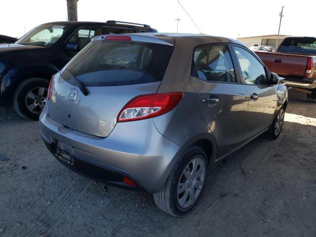 JM1DE1KY5E0178599 - 2014 MAZDA MAZDA2 SPO 银色 照片 4