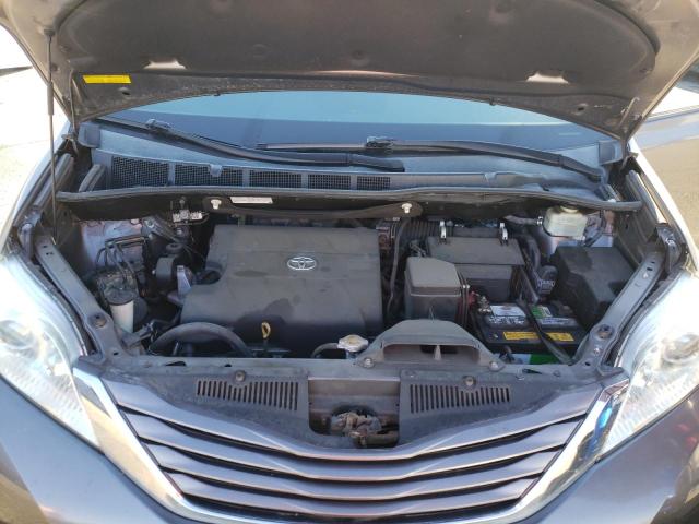 5TDKK3DCXFS686563 - 2015 TOYOTA SIENNA LE GRAY photo 7