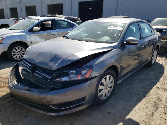 1VWAP7A32DC001508 - 2013 VOLKSWAGEN PASSAT S GRAY photo 2