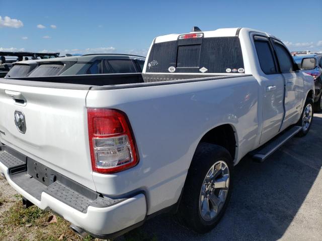 1C6RREBT6KN913103 - 2019 RAM 1500 BIG H WHITE photo 4