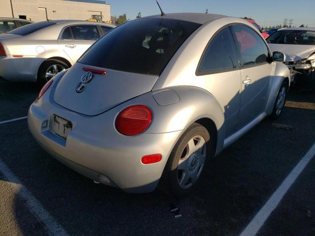 3VWCK21C21M450899 - 2001 VOLKSWAGEN NEW BEETLE 银色 照片 4