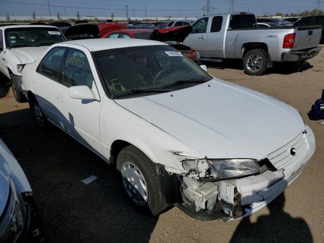 4T1BG22K6VU074923 - 1997 TOYOTA CAMRY CE WHITE photo 1