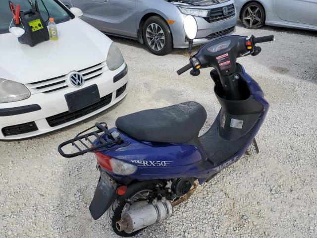 L5YACBPZ3K1140478 - 2019 OTHR SCOOTER BLUE photo 4