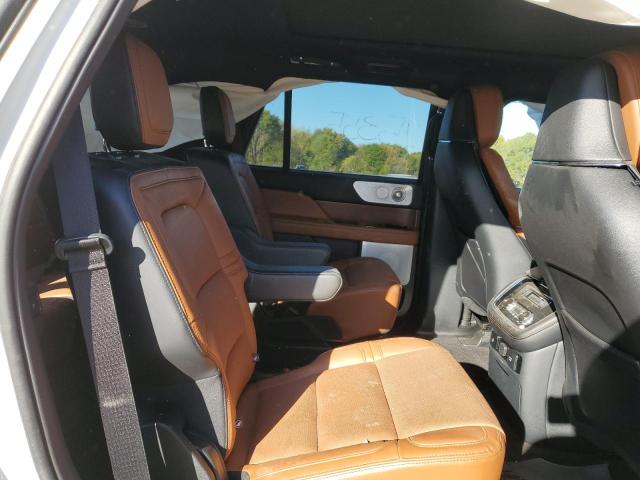 5LMJJ2LT8MEL18890 - 2021 LINCOLN NAVIGATOR 白色 照片 6