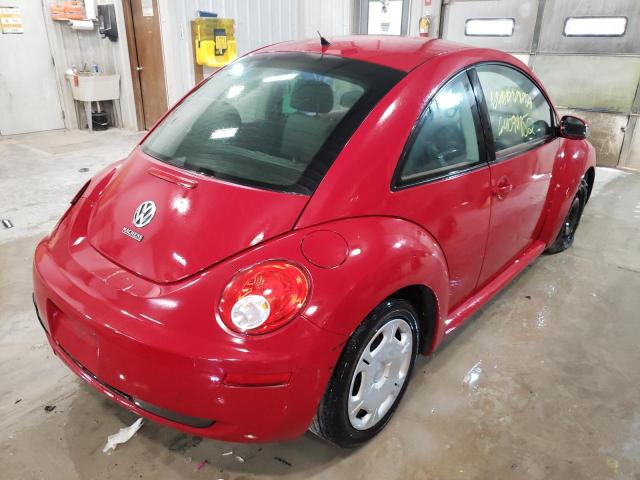 3VWPW3AG1AM005651 - 2010 VOLKSWAGEN NEW BEETLE 红色 照片 4