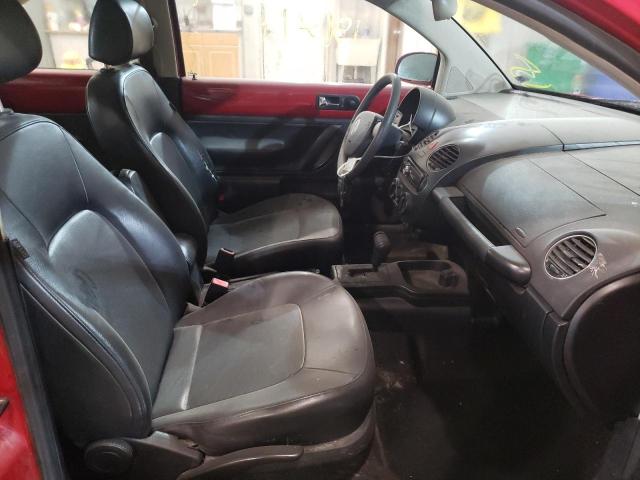 3VWPW3AG1AM005651 - 2010 VOLKSWAGEN NEW BEETLE 红色 照片 5