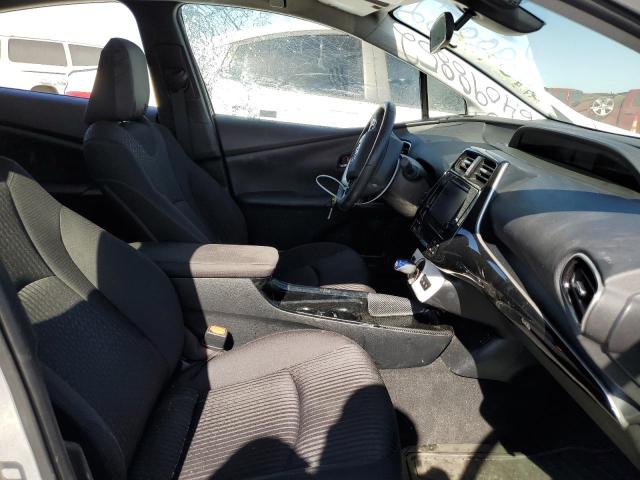 JTDKARFP6J3098966 - 2018 TOYOTA PRIUS PRIM 银色 照片 5