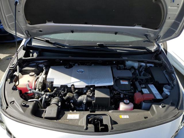 JTDKARFP6J3098966 - 2018 TOYOTA PRIUS PRIM 银色 照片 7