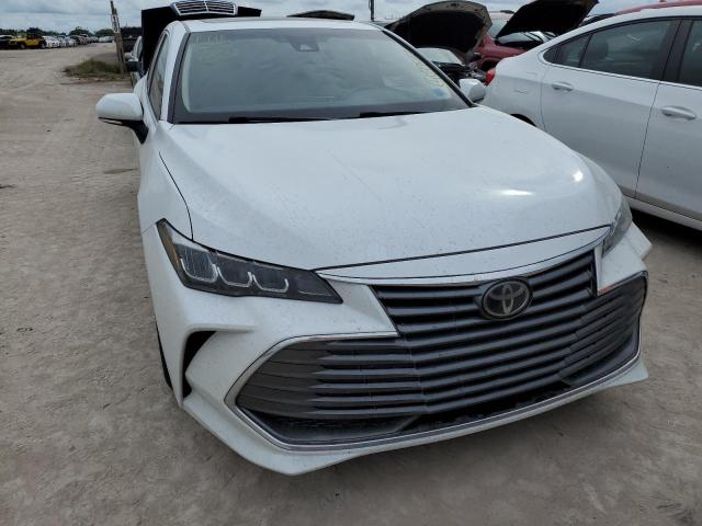 4T1BZ1FB0KU003629 - 2019 TOYOTA AVALON XLE WHITE photo 9