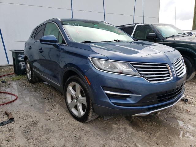 5LMCJ1C96JUL20453 - 2018 LINCOLN MKC PREMIE BLUE photo 1