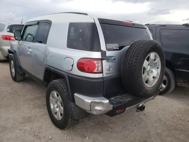 JTEBU11F870011873 - 2007 TOYOTA FJ CRUISER SILVER photo 3