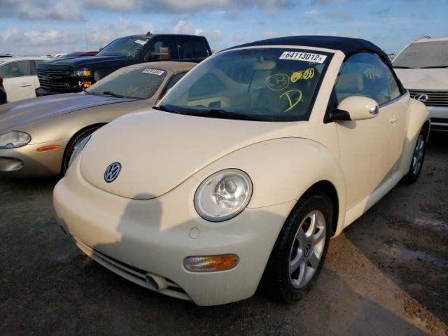 3VWCD31Y74M313926 - 2004 VOLKSWAGEN NEW BEETLE 米色 照片 2