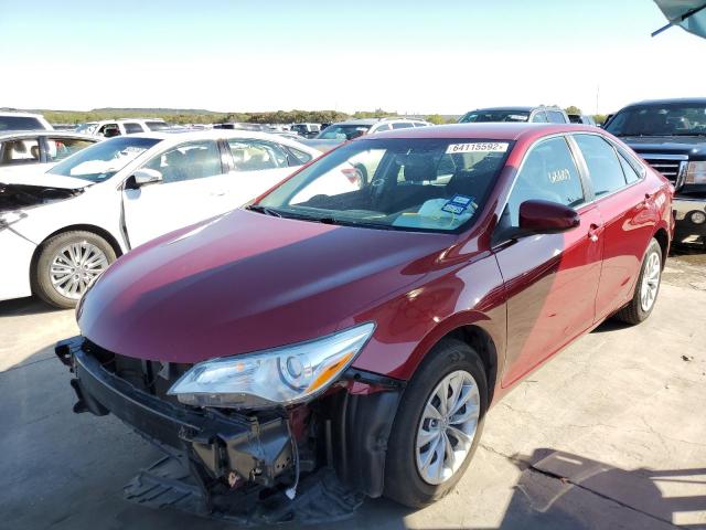 4T1BF1FK1HU690623 - 2017 TOYOTA CAMRY LE A Бордовый фото 2