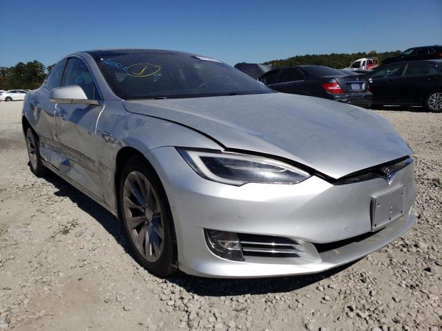 5YJSA1E27JF267645 - 2018 TESLA MODEL S Արծաթագույն լուսանկար 1