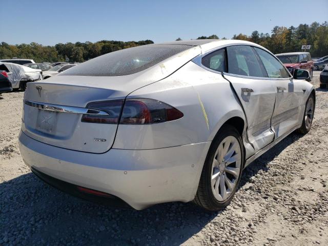 5YJSA1E27JF267645 - 2018 TESLA MODEL S Արծաթագույն լուսանկար 4