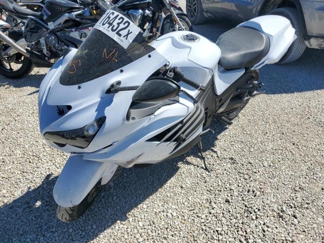 JKBZXNF11DA003088 - 2013 KAWASAKI ZX1400 F WHITE photo 2